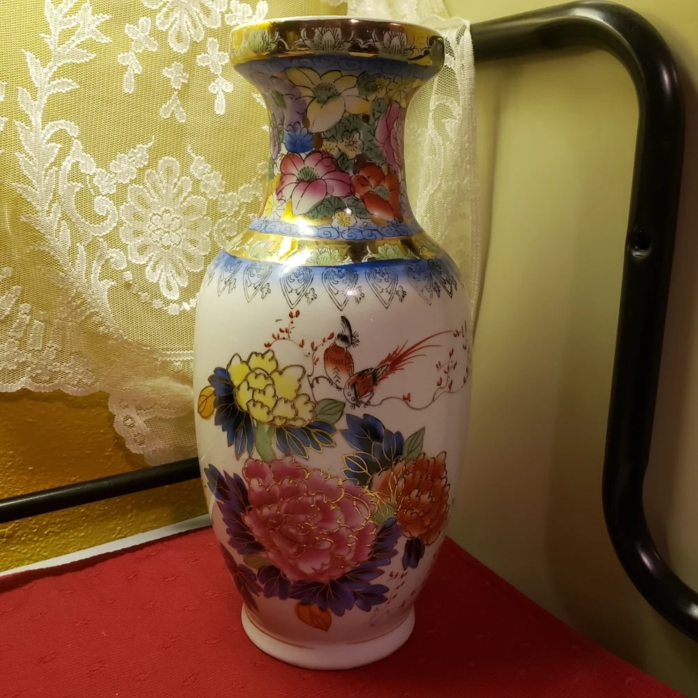 Vtg Mid Century J S Chinese Floral/Bird/Gold Accents Vase 14